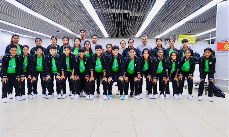 U-17 women's football team leaves for Bhutan 