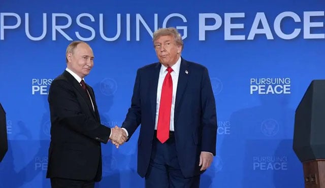 Trump and Putin end summit without Ukraine deal
