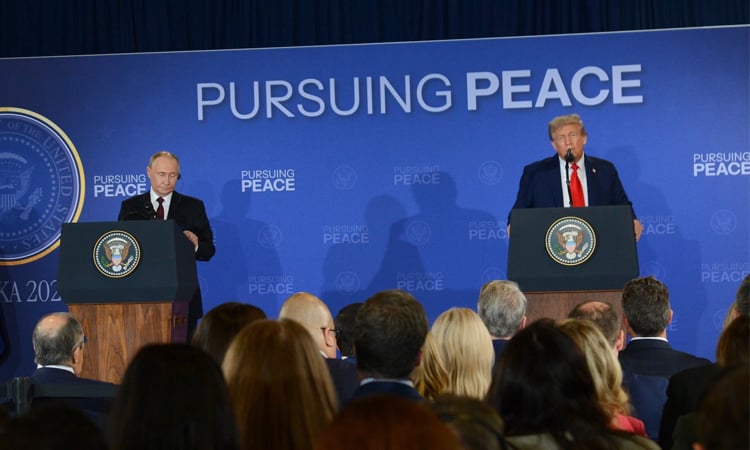 Trump, Putin end joint press conference without taking questions