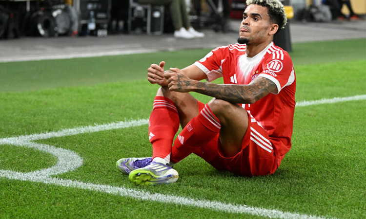 Kane and Diaz strike as Bayern beat Stuttgart in German Super Cup