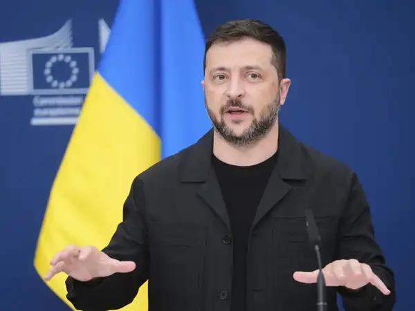Zelensky hails 'historic' US offer of security guarantees to Ukraine