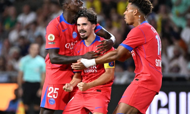PSG get Ligue 1 title defence off to winning start