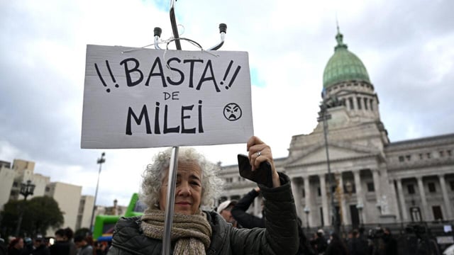 Pensioners on the frontline of Argentina's fiery politics
