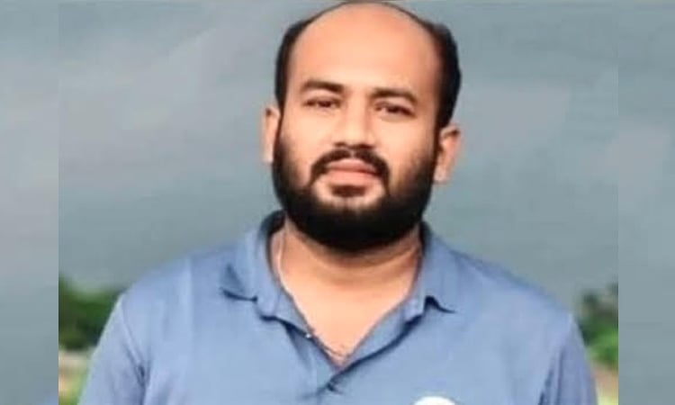 Khulna BCL leader held from Barisal