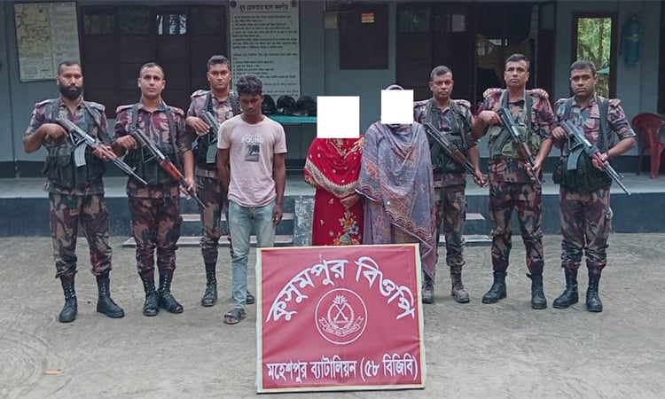 BGB detains 9 persons while entering India illegally