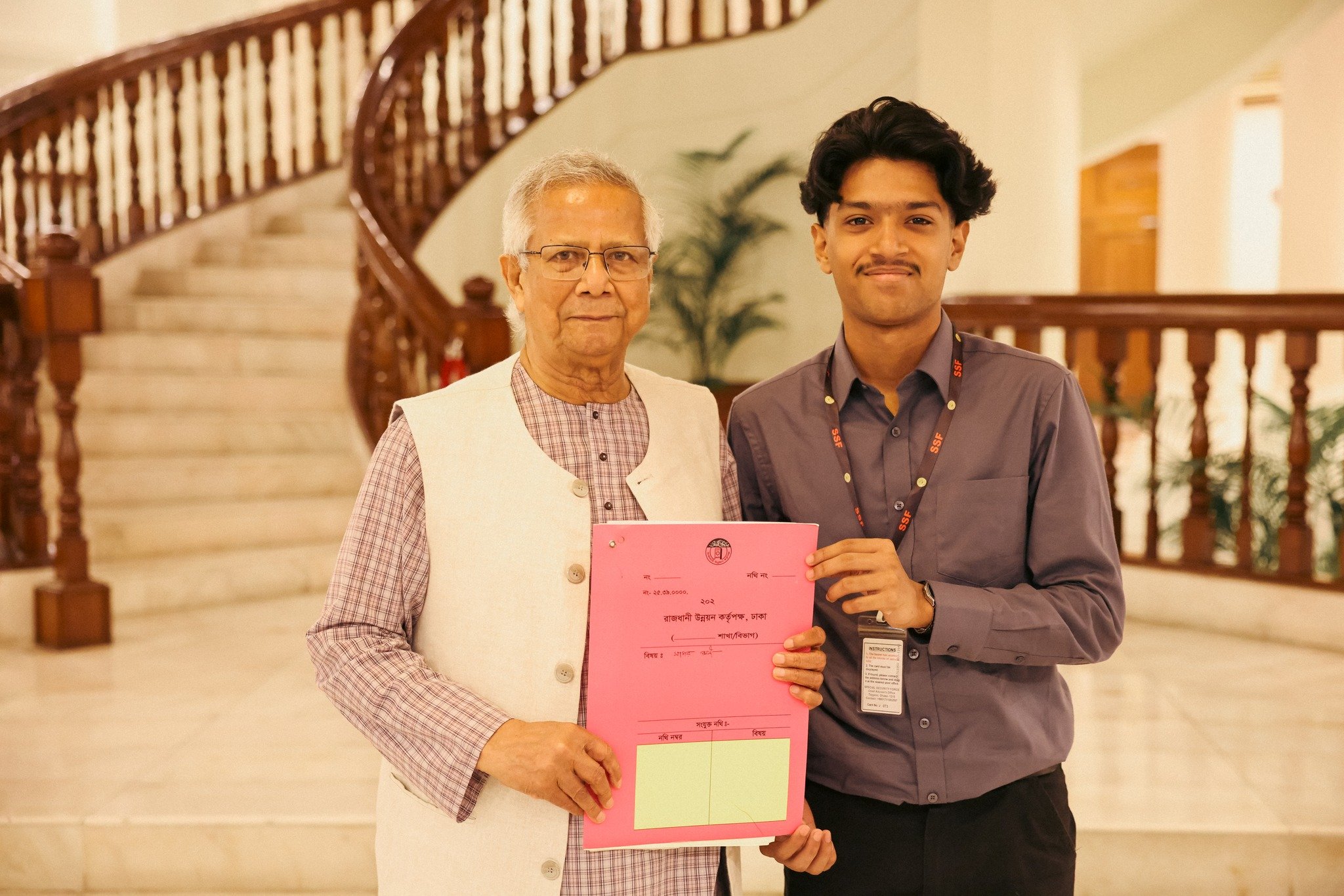 CA hands over deed of Purbachal plot to Sagar-Runi's son