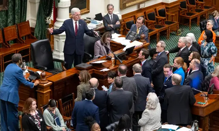 Texas adopts electoral map aimed at preserving Trump's Congress grip