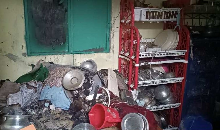 9 suffer burn injuries in Narayanganj fire