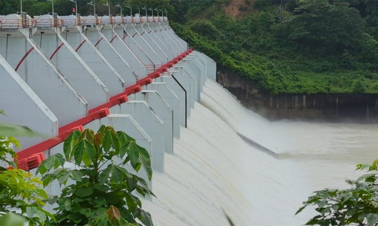 Kaptai Hydropower Plant closes 16 sluice gates as water level stabilizes