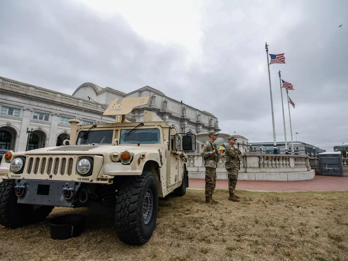 Trump plans to deploy National Guard troops in Chicago: reports