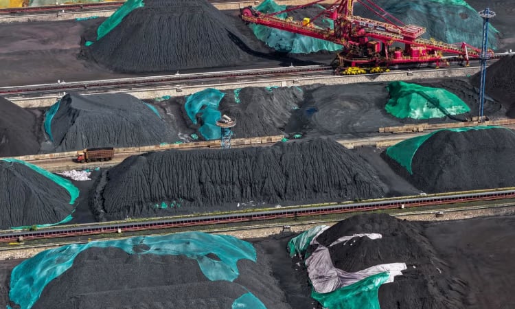 China coal power surges even as renewables hit record high