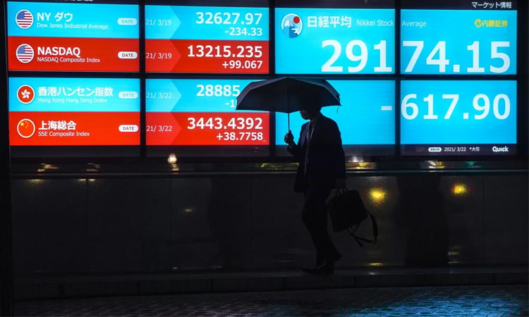 Asian stocks down after Trump Fed firing, tariff threats