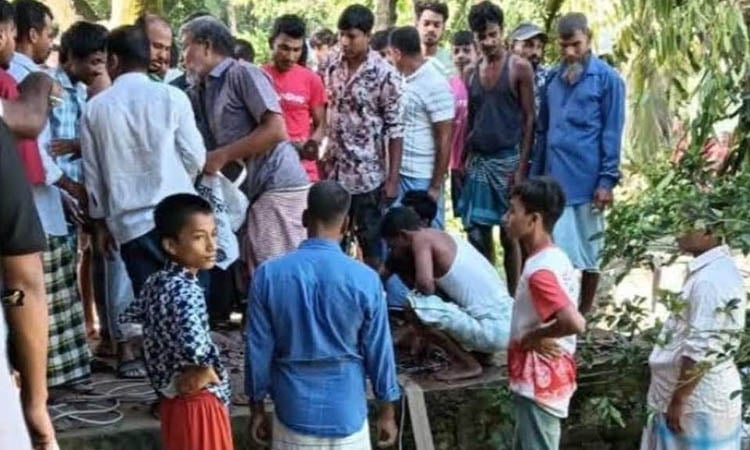 Two workers die while cleaning septic tank in Ctg