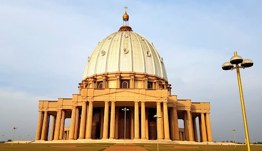 Barred I.Coast opposition figures among 60 candidates for president