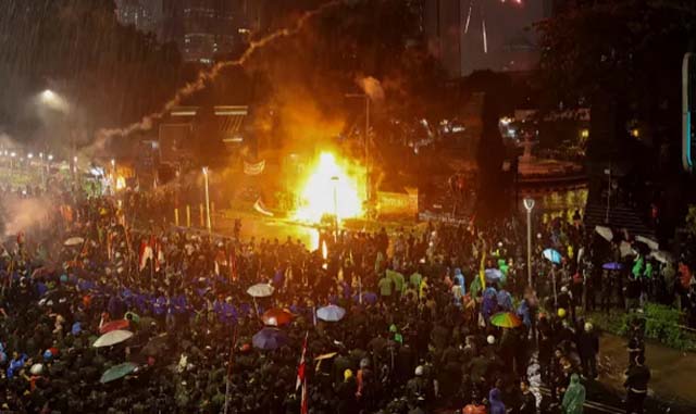 3 killed in blaze during protest in Indonesia's Makassar