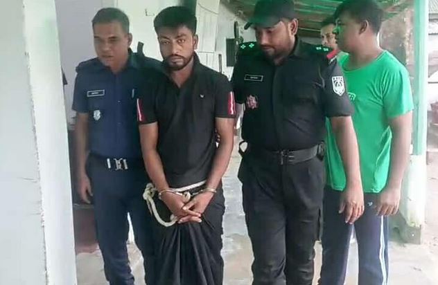 Fugitive held in Narsingdi