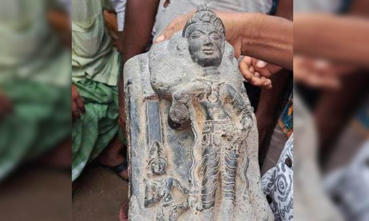 Touchstone-like statue recovered in Gobindaganj