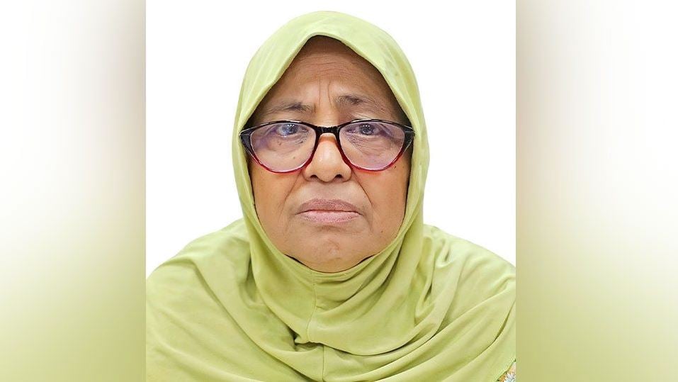 Health Adviser visits Nurul Haque Nur at DMCH