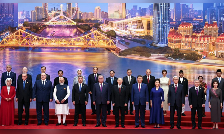 Leaders gather with China's Xi for summit ceremony