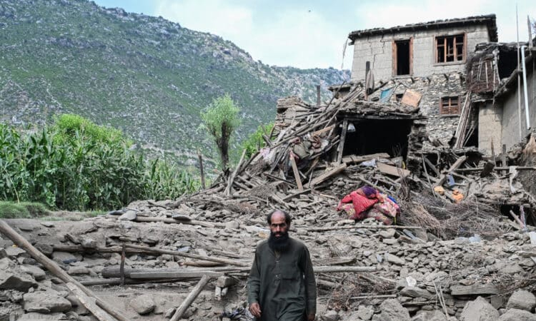 Afghanistan earthquake kills more than 800, flattens villages