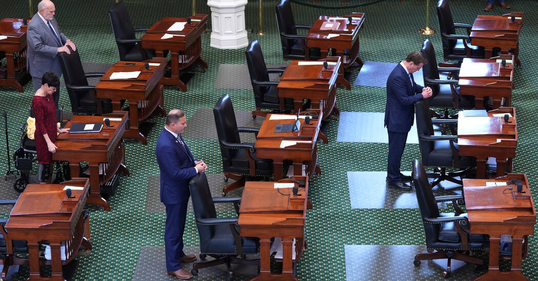 Texas lawmakers pass bill to curb mailing of abortion pills