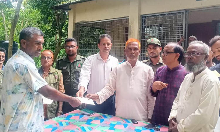 36 elephant attack victims get compensations in Sherpur