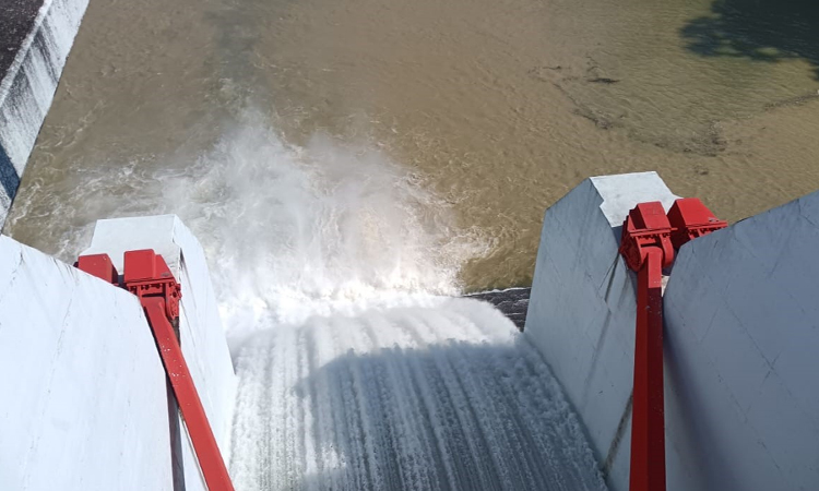 Kaptai Dam's 16 water gates reopened 