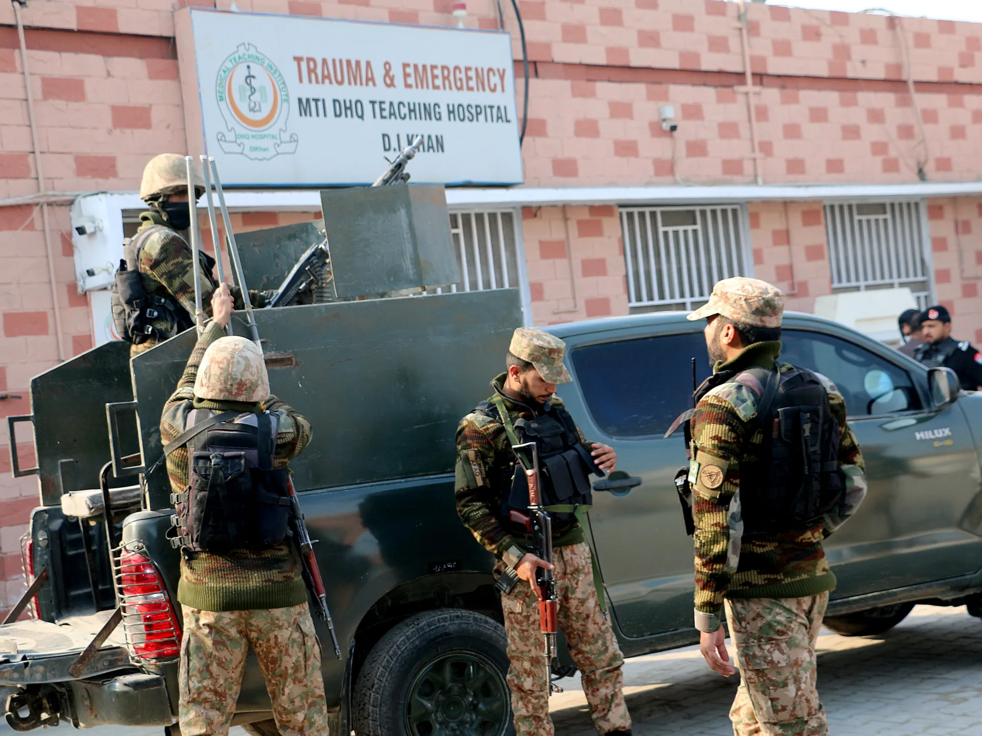 Pakistan police arrest dozens at protest over suicide attack | International