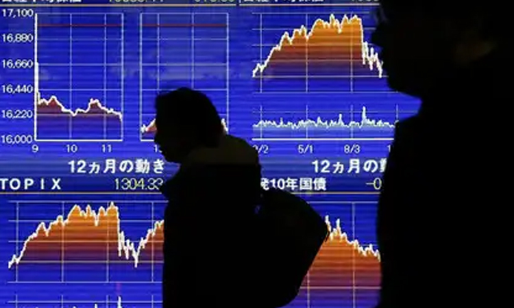 Asian markets rise as traders prepare for expected US rate cut