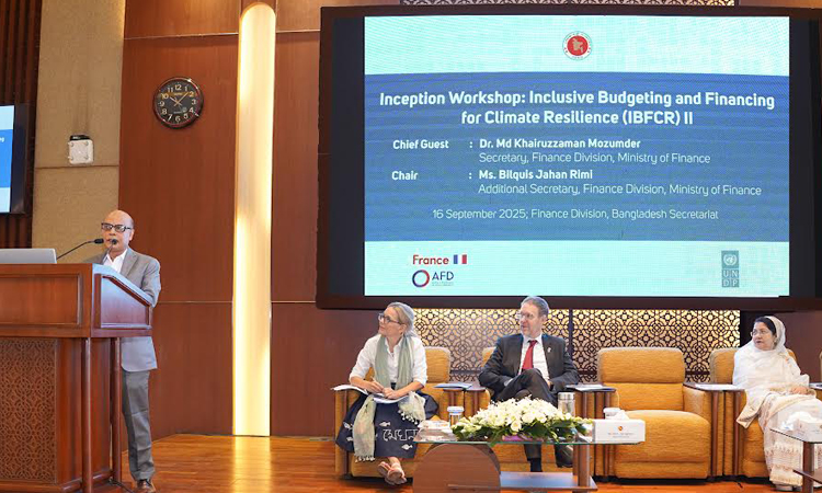 Bangladesh unveils new climate finance strategy to confront $1 billion annual losses