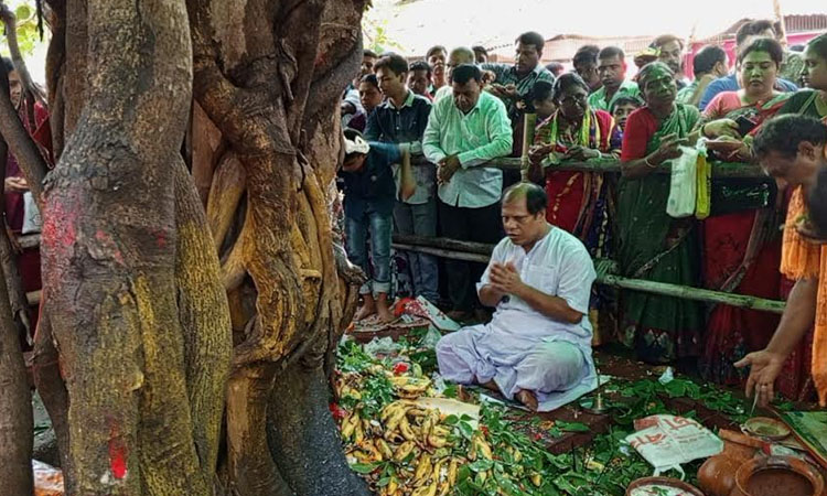 Vishwakarma, Manasa Puja held in Satkhira
