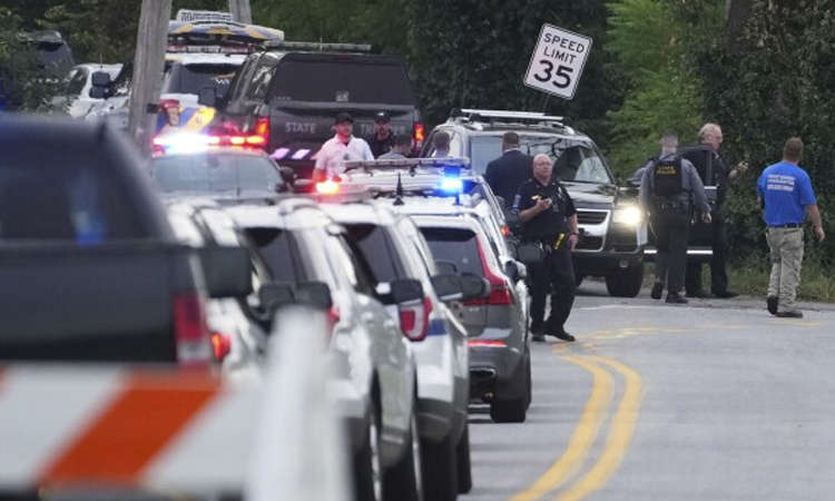 Gunman kills 3 police officers, wounds 2 in eastern US
