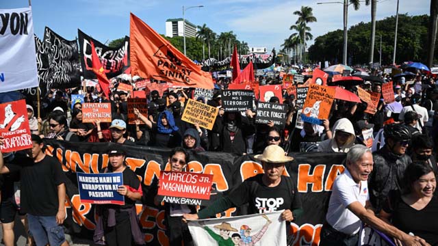 Thousands take to streets as Philippines protests flood control fraud