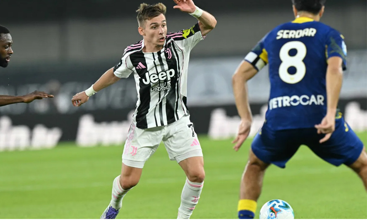 Juventus top in Italy with Verona draw as Milan cruise