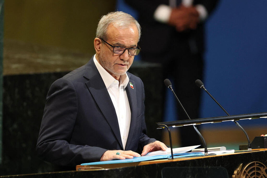 Iran will never seek nuclear weapons, president tells UN