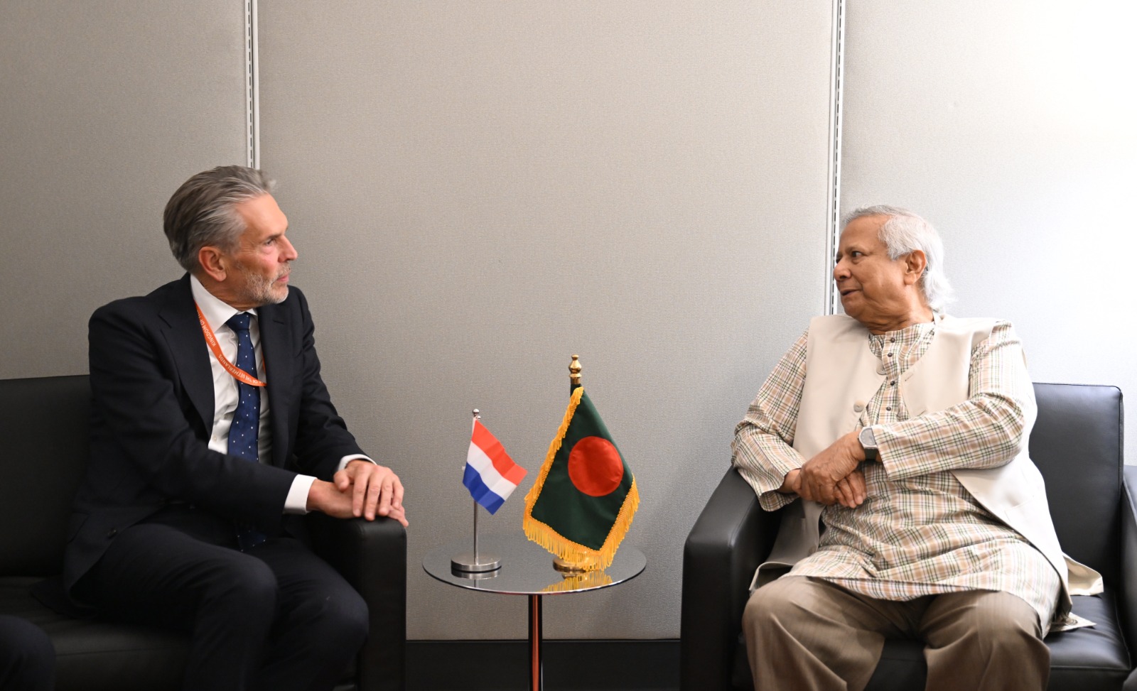 CA holds bilateral talks with Netherlands PM