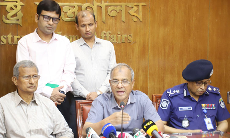 4 Lakh Security Personnel Deployed for Durga Puja: Home Adviser