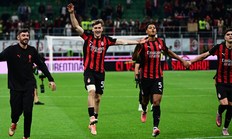 AC Milan beat champions Napoli to make Serie A title statement | Sports