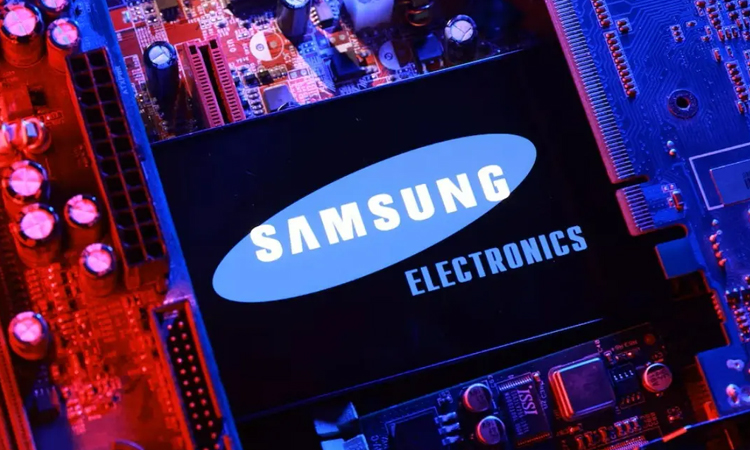 Samsung, SK Hynix surge to one-year highs after OpenAI deals