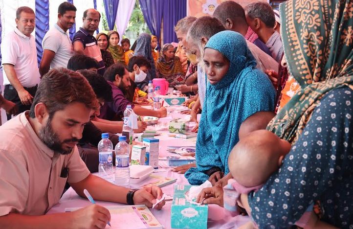 Free Medical Camp set up in Natore marking Durga Puja  | District