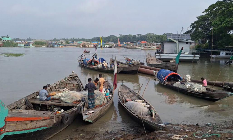 22-day fishing ban in Chandpur from Oct 4 | District