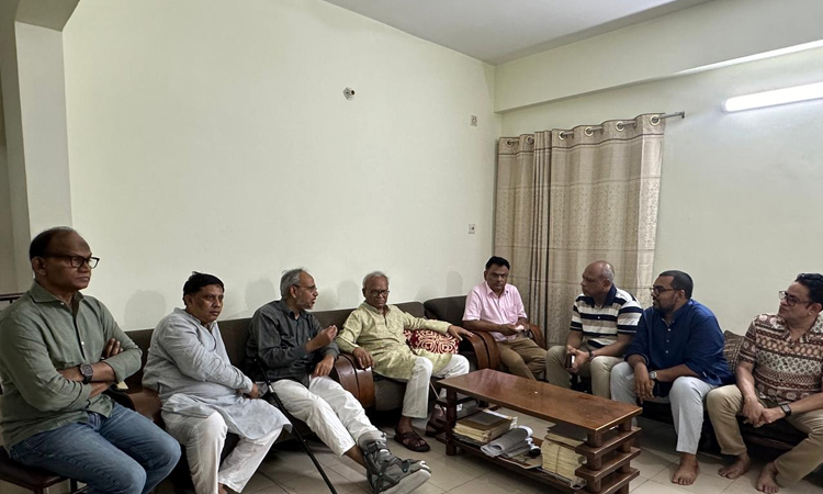Rizvi visits injured BNP Health Secretary Dr Rafiq