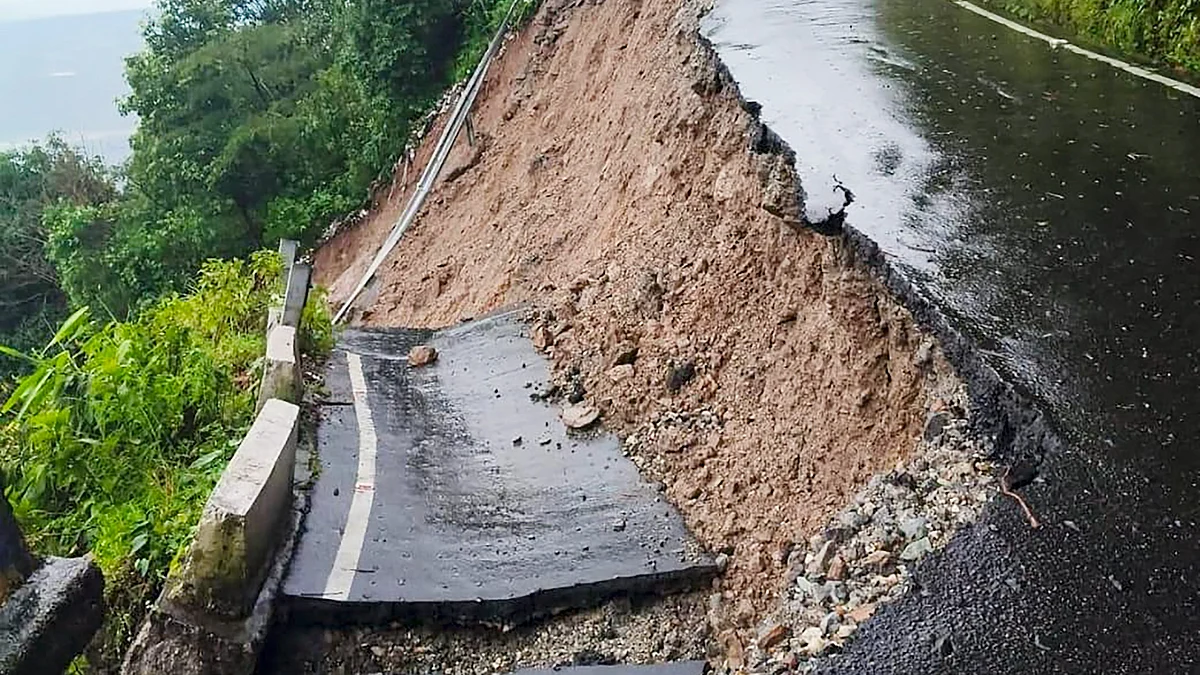 Landslides kill at least 20 people in India's Darjeeling | International