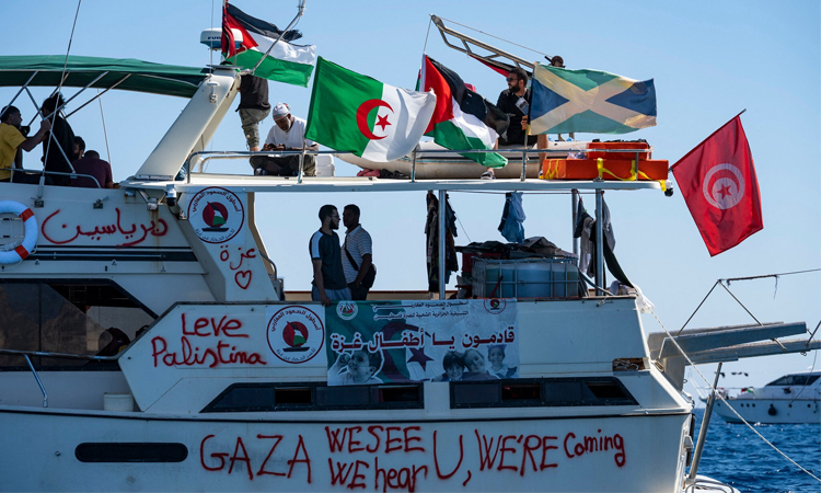 Gaza flotilla Greeks to return home Monday
