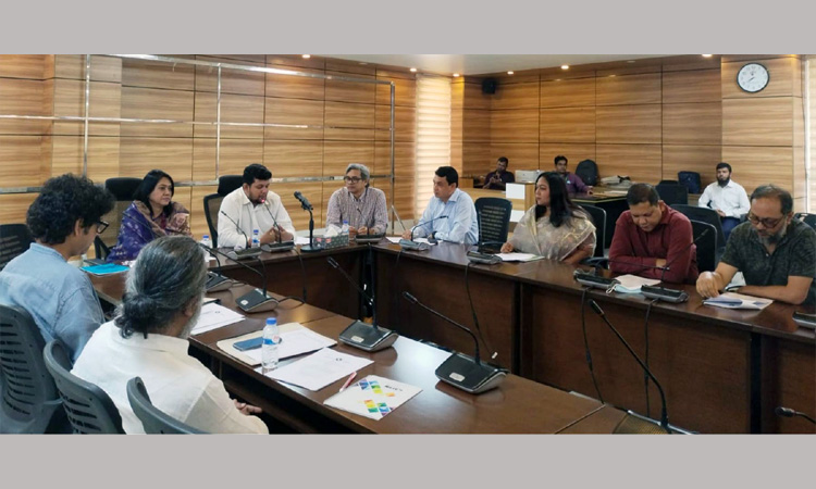 Quality of govt grants recipient films must be improved: Info Adviser