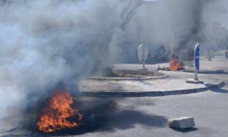 Residents in southern Tunisia protest phosphate pollution