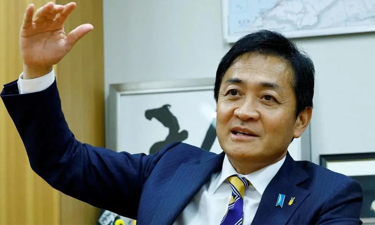Japan in limbo as opposition in talks to oust ruling party