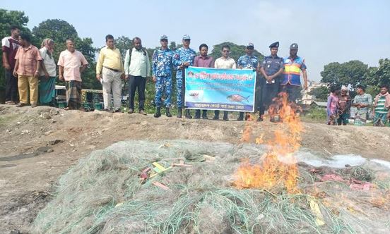 15 fishermen jailed for illegally catching hilsa in Munshiganj
