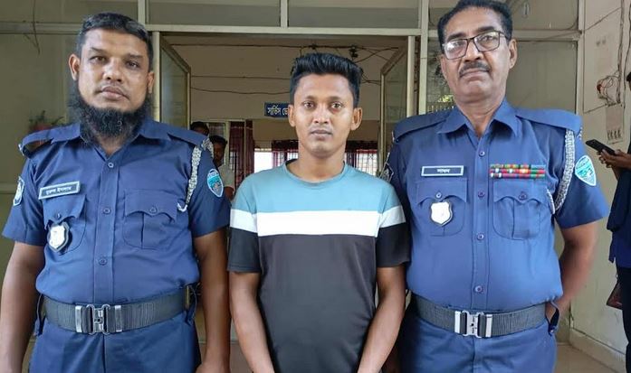 Police arrest Lakshmipur gang leader Milon