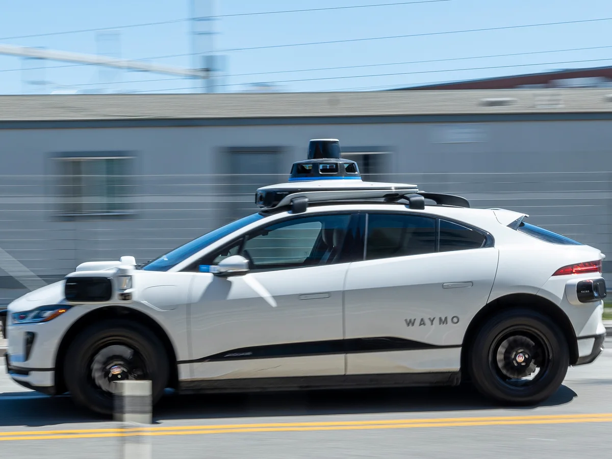 Waymo to launch driverless taxis in London next year